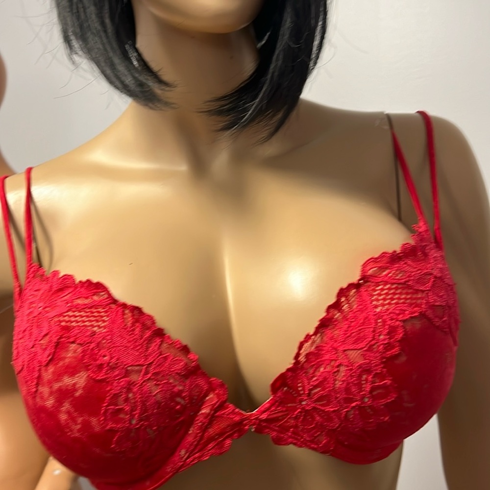Victoria Secret Upper Cup Push Up Bra S34D